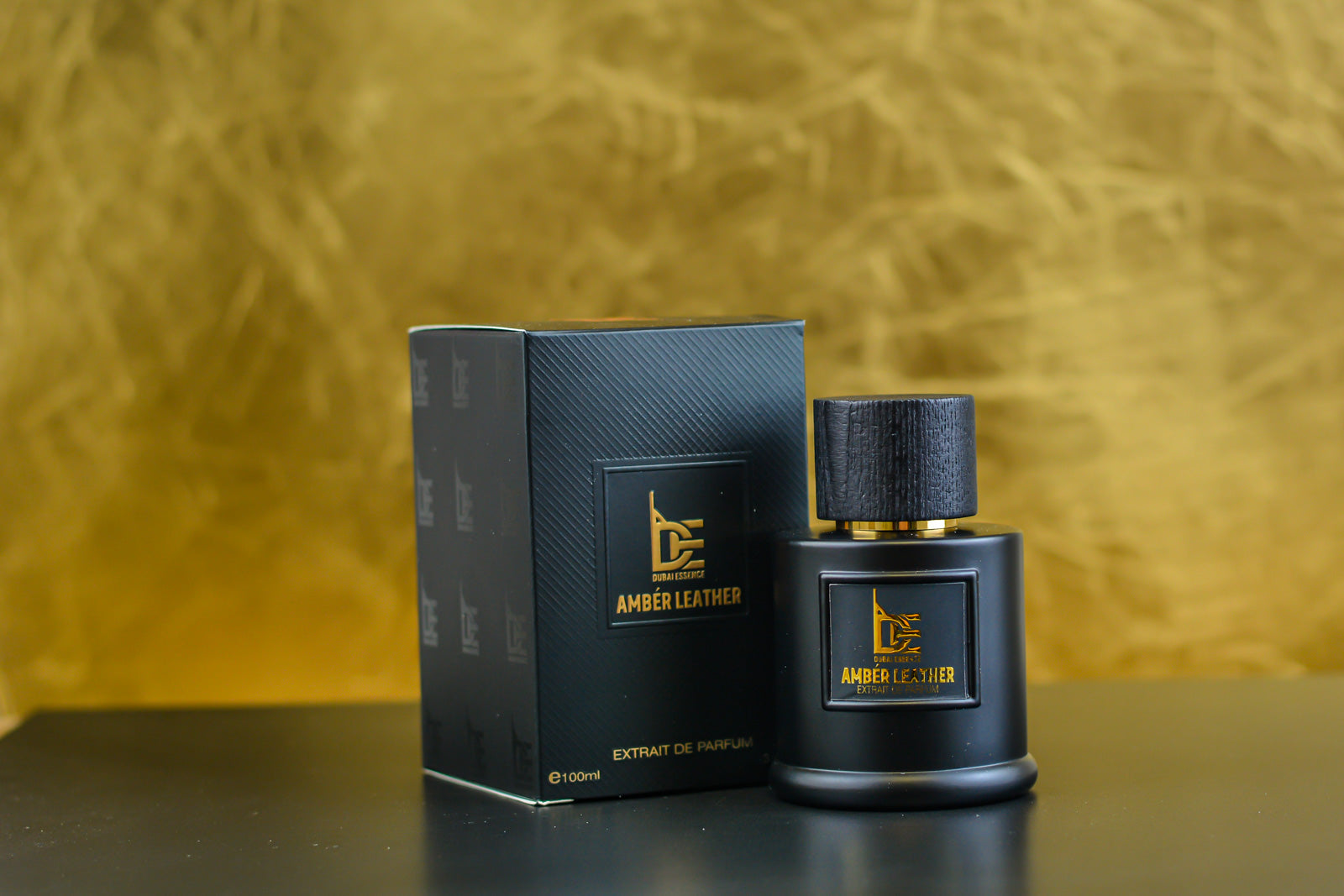 Amber Leather – Parfum Barbatesc 100ml